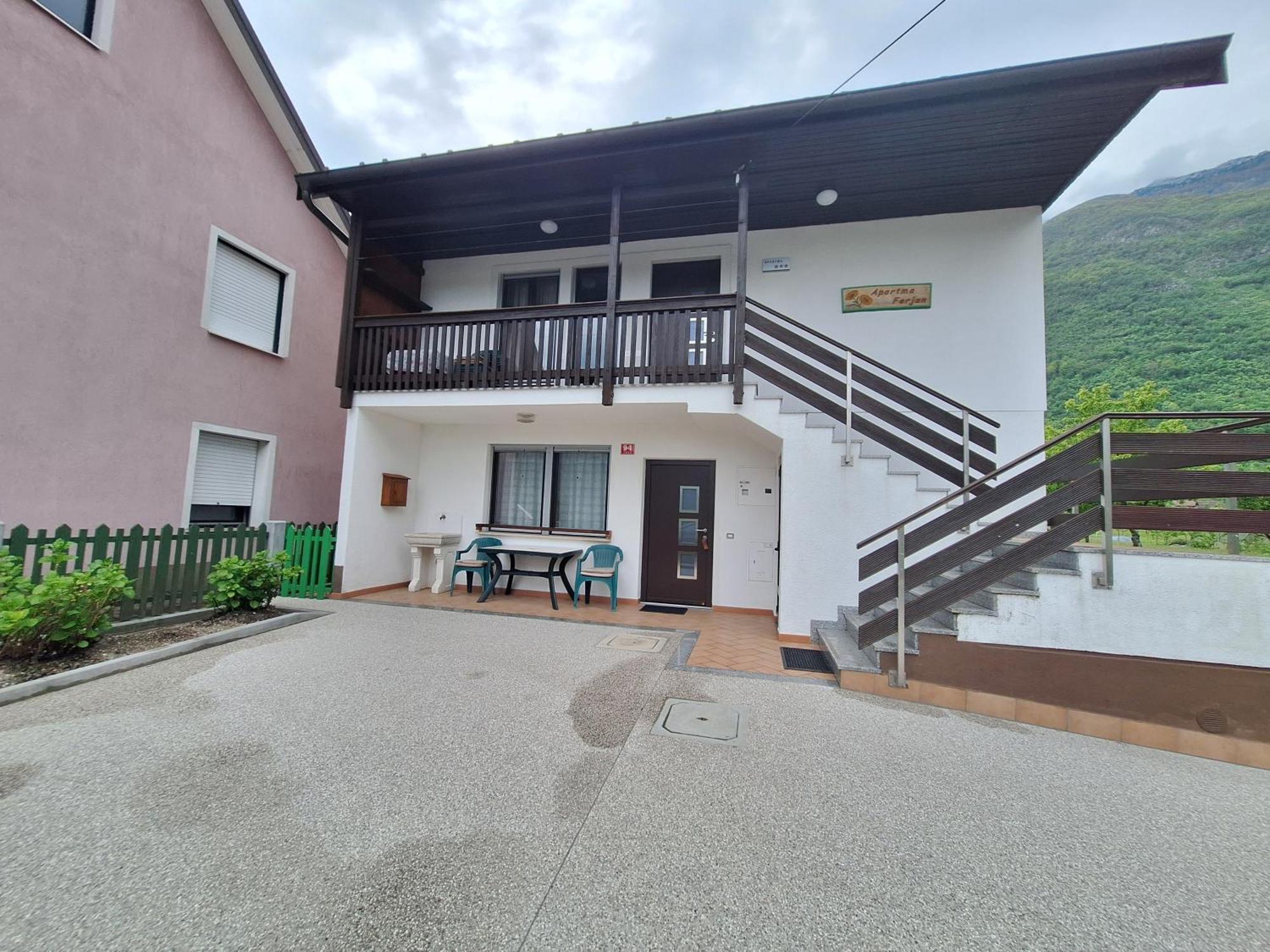 Apartma Ferjan Žaga エクステリア 写真